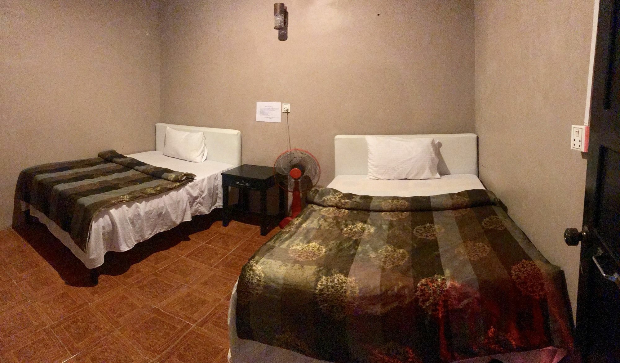 The Happy House Hostel Phnom Pen Exterior foto
